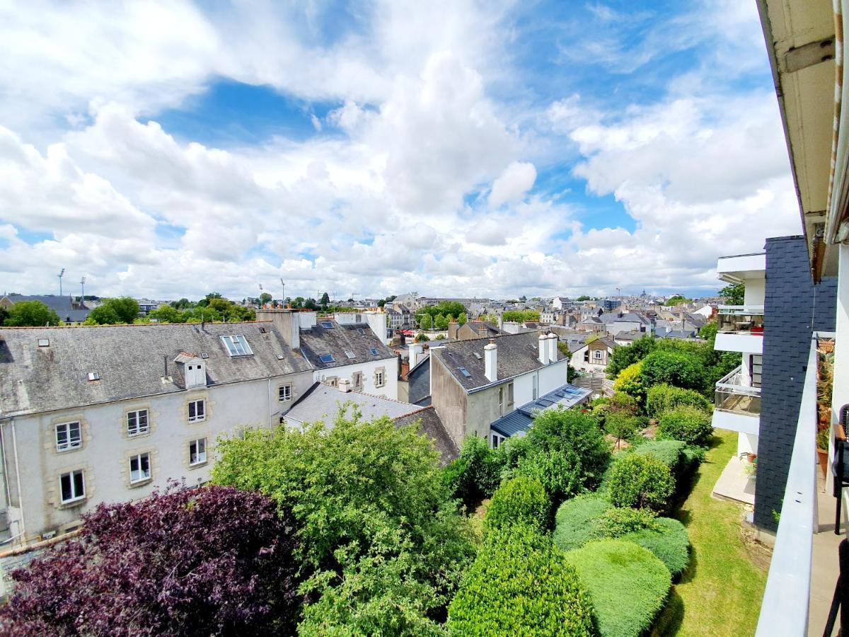 Grand Appartement De Standing Avec Terrasse Vue Port Au Centre De Vannes Exterior photo
